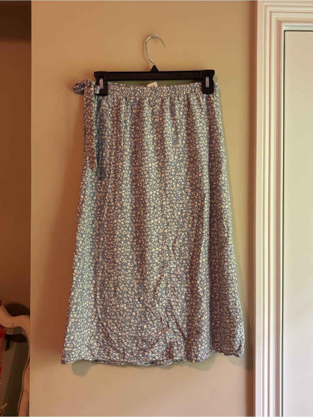 Blue Floral Wrap Skirt - Picture 4 of 6